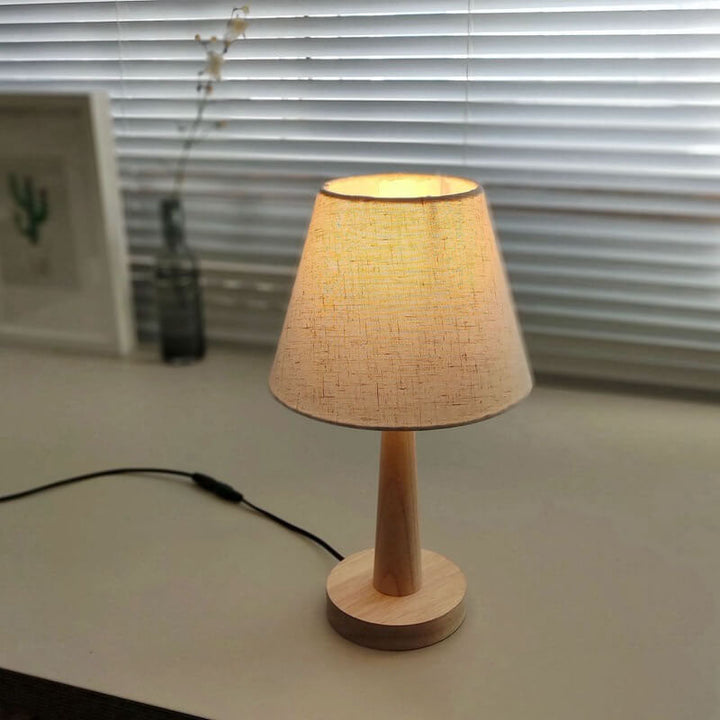 Moderne Houten Tafellamp met Stoffen Kap – E26 Plug-in