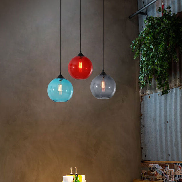 Moderne Glazen Hanglamp in Meerdere Kleuren met Bolvormig Design