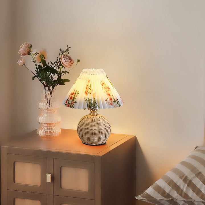 Scandinavische Tafellamp met Stoffen Kap – USB & Oneindig Dimbaar