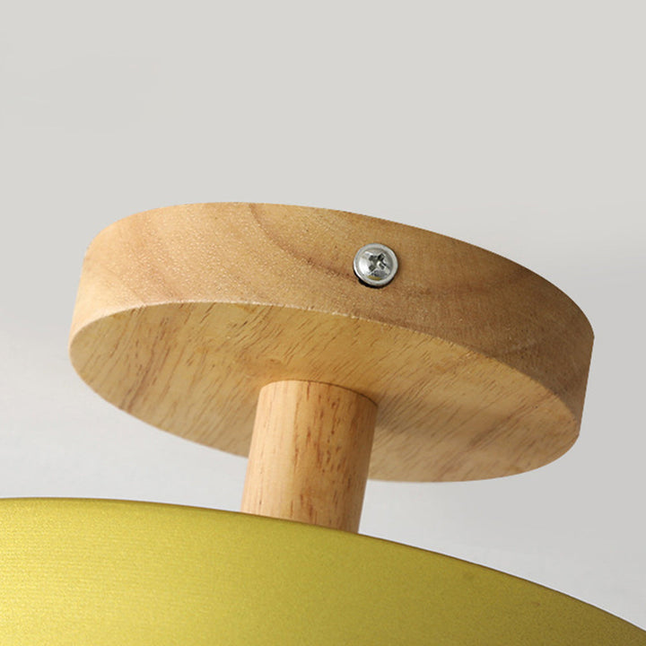 Scandinavische Plafondlamp met Houten Basis & Zacht Pastel Design