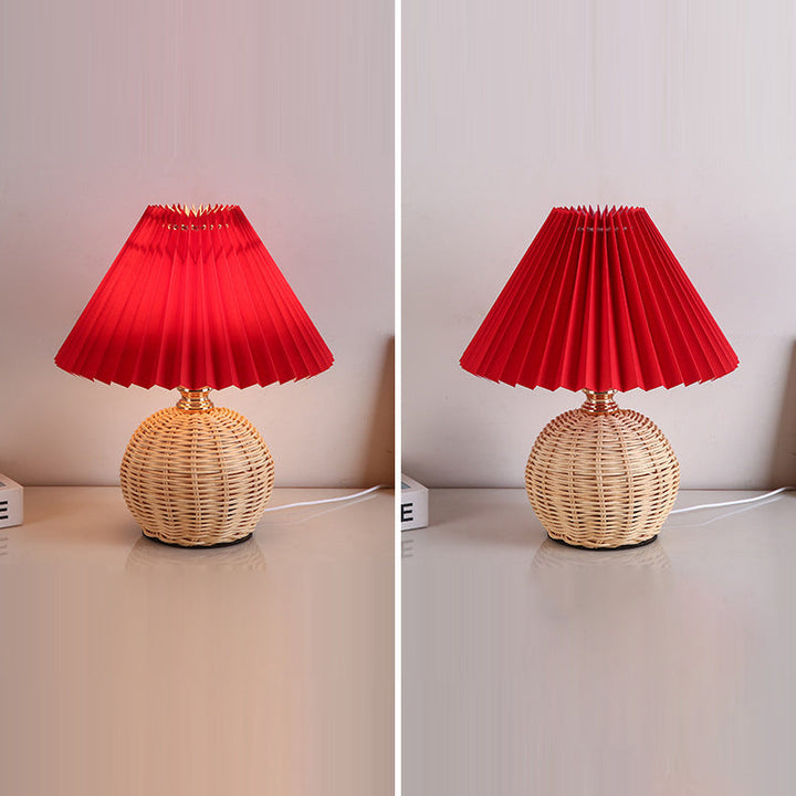 Scandinavische Tafellamp met Stoffen Kap – USB & Oneindig Dimbaar