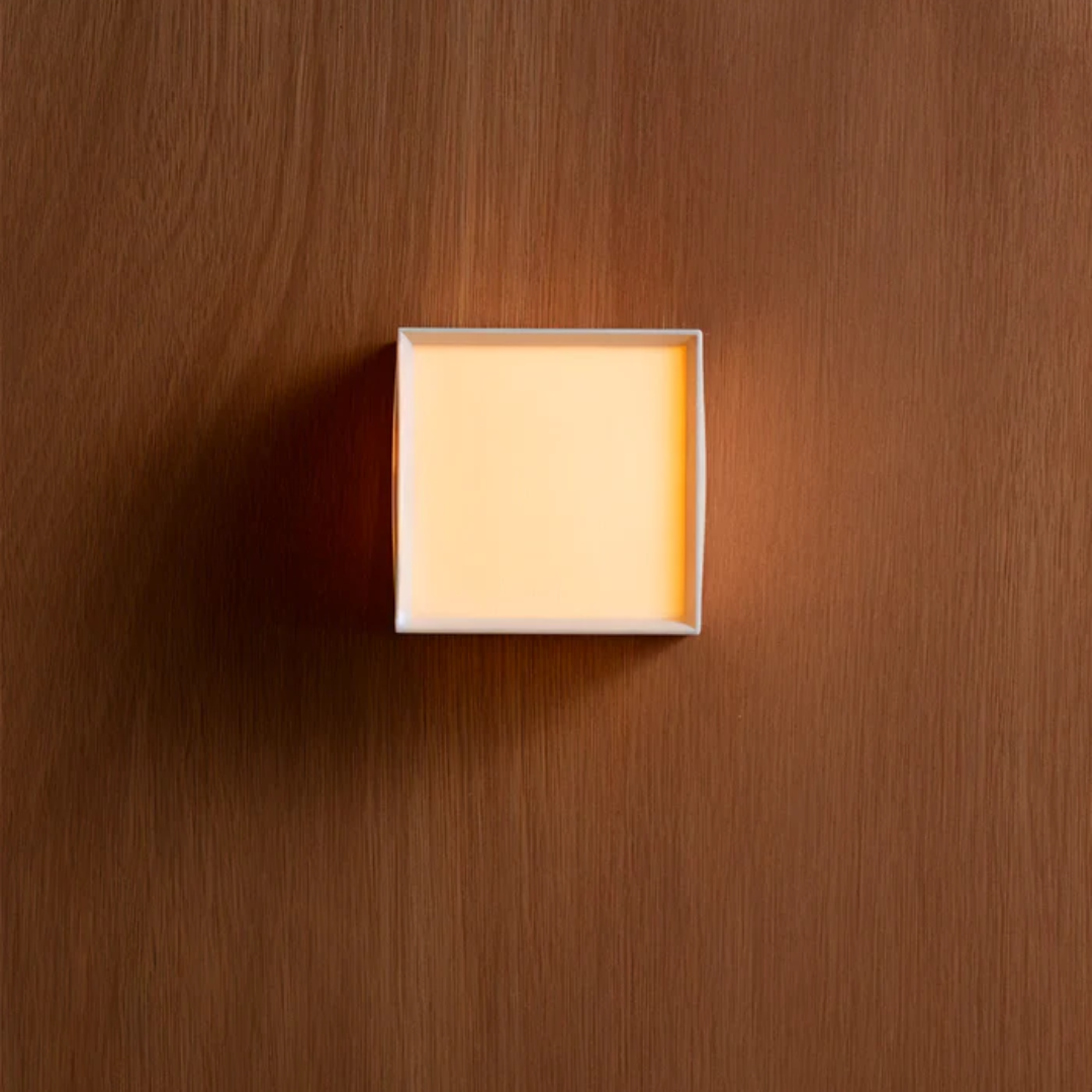 Japanse Wandlamp met Minimalistisch Design en Stoffen Kap
