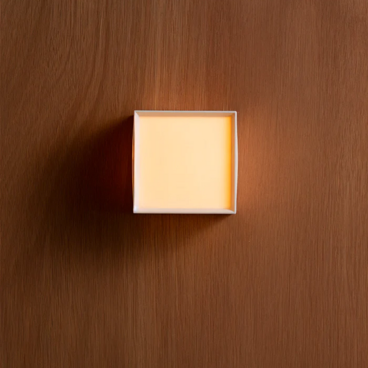 Japanse Wandlamp met Minimalistisch Design en Stoffen Kap
