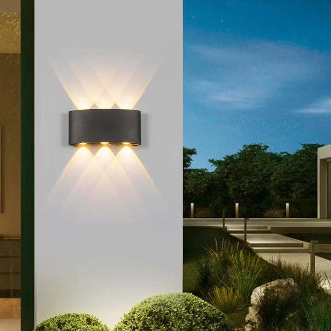 Waterdichte LED buitenwandlamp met warm wit licht