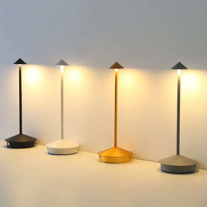 Scandinavische Minimalistische Tafellamp met Dimbare LED & Draadloos Design