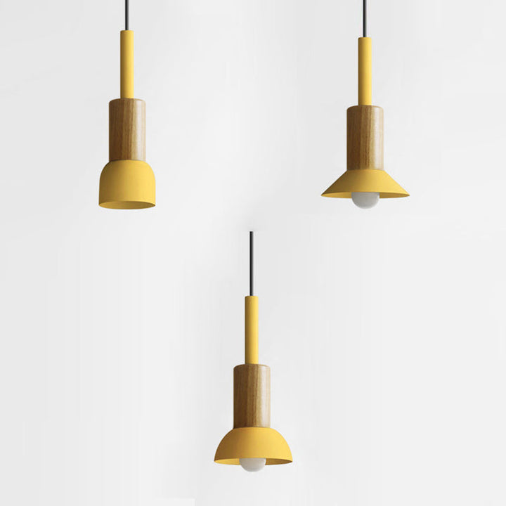 Scandinavische Houten Hanglamp met Kleurrijk Design