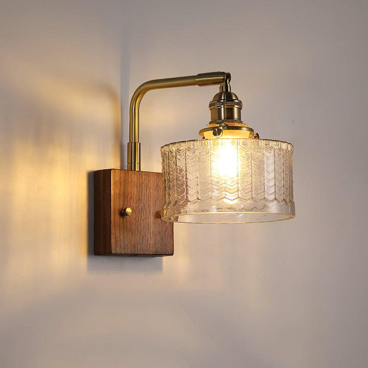 Elegante Groene Wandlamp met Houten Basis & Glazen Kap
