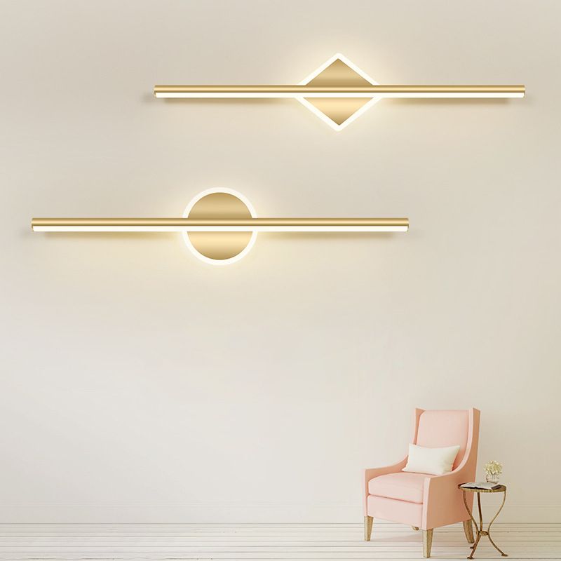Moderne LED wandlamp in zwart-goud met stijlvolle verlichting