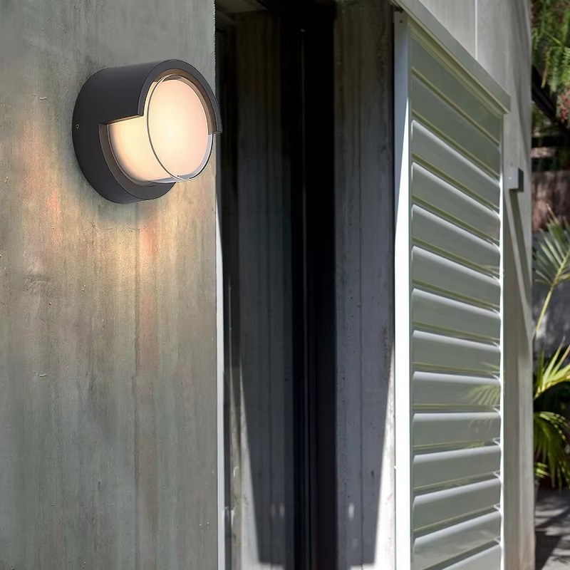 Kölby – Elegante Buiten Wandlamp met Bewegingssensor