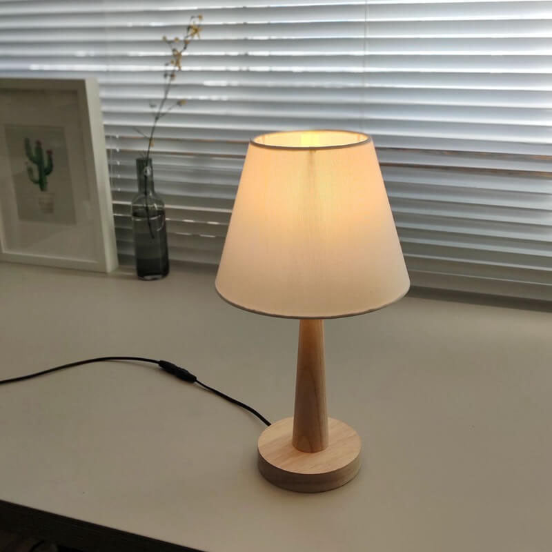Moderne Houten Tafellamp met Stoffen Kap – E26 Plug-in