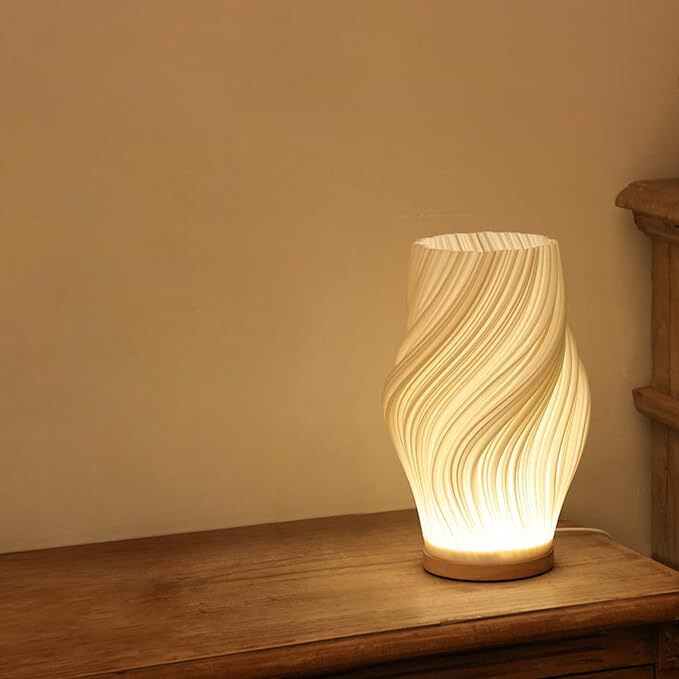 Warme LED Tafellamp met Dimbare Functie & Elegant Golfdesign