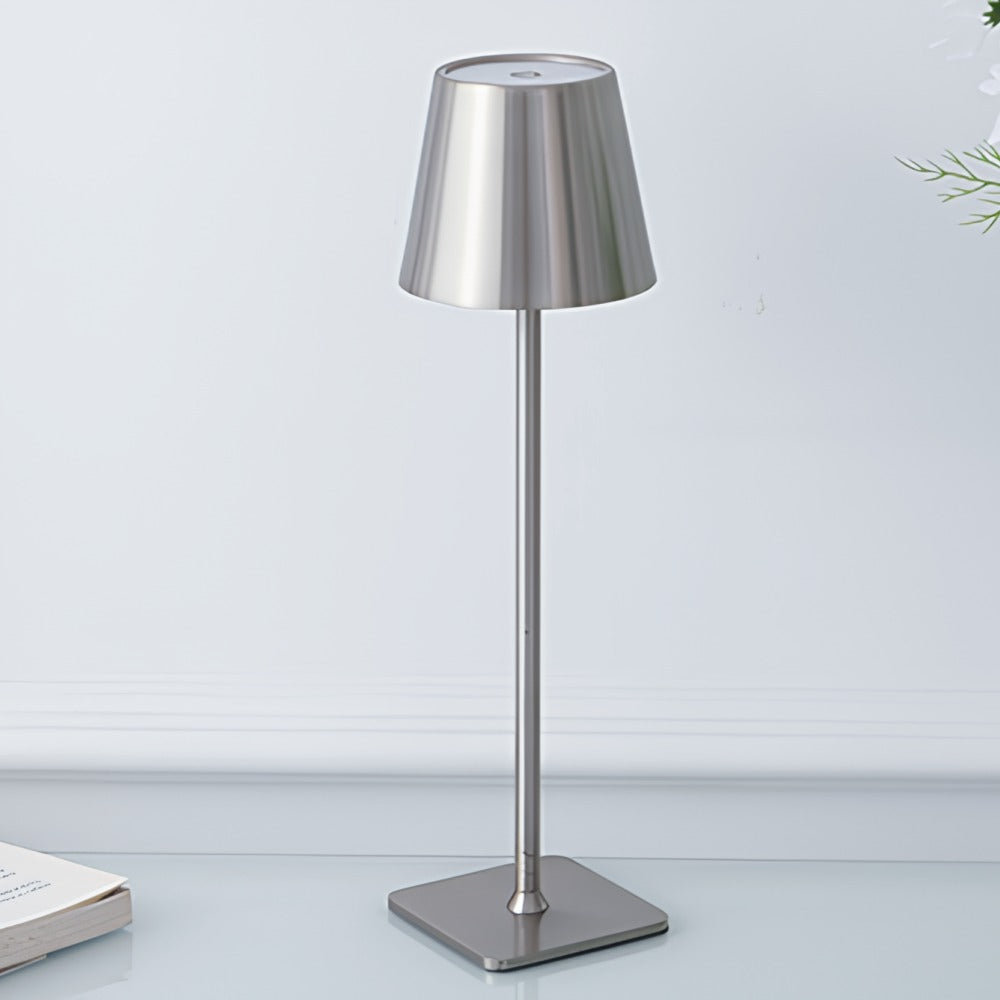 Lio – Dimbare Oplaadbare Tafellamp voor Binnen & Buiten