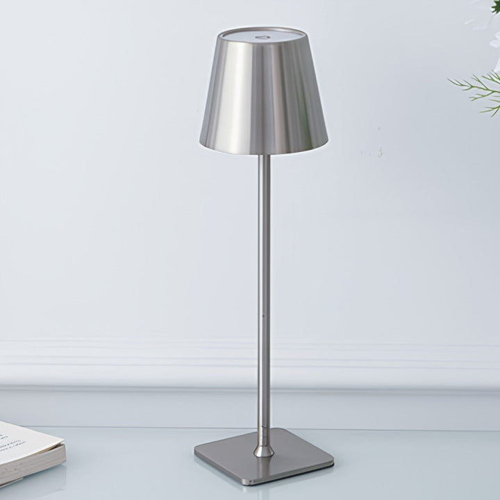Lio – Dimbare Oplaadbare Tafellamp voor Binnen & Buiten