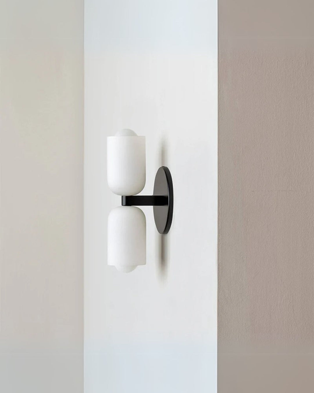 Moderne Wandlamp voor Sfeervolle en Zachte Verlichting in Huis