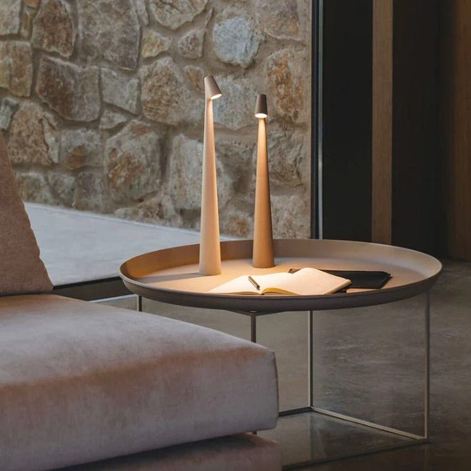 Tafellamp met Scandinavische Minimalistisch Design