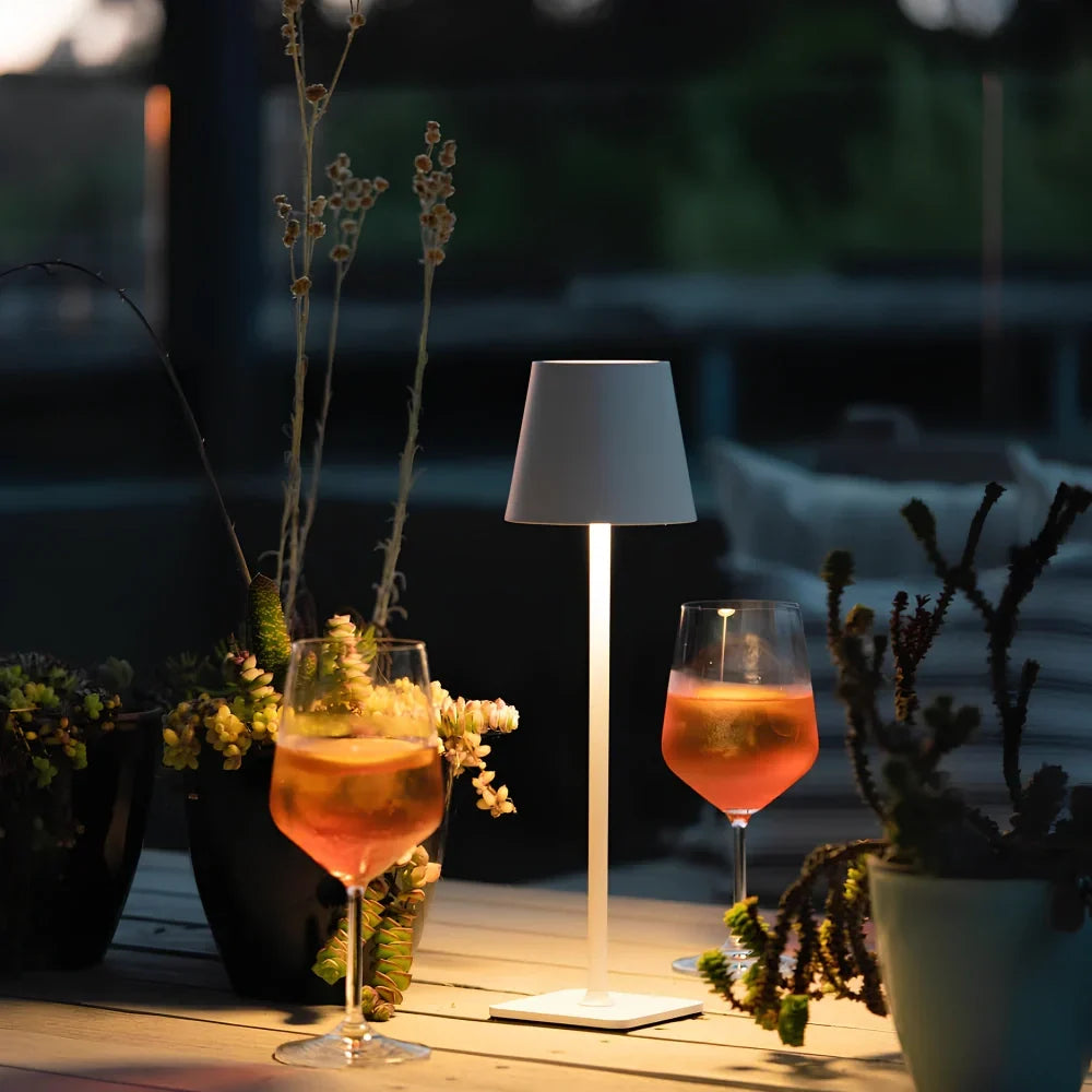 Lio – Dimbare Oplaadbare Tafellamp voor Binnen & Buiten